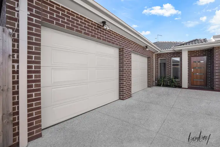 Main view of Homely house listing, 2/8 Raglan St, Wallan VIC 3756