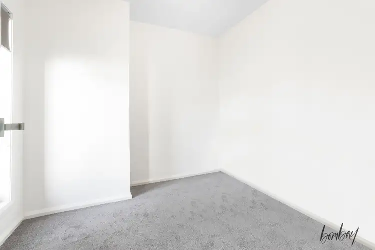Second view of Homely house listing, 2/8 Raglan St, Wallan VIC 3756