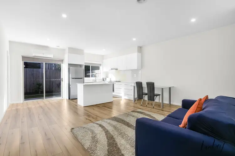 Sixth view of Homely house listing, 2/8 Raglan St, Wallan VIC 3756