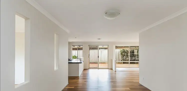 Second view of Homely house listing, 10 Karlak Close, Leda WA 6170