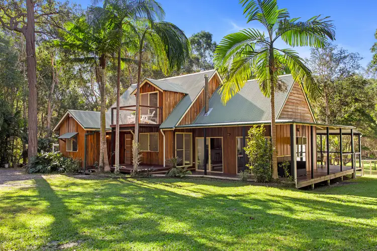6 Coach Court, Cooroibah QLD 4565