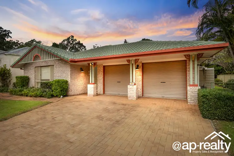 5 Auburn Place, Forest Lake QLD 4078