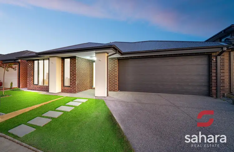 Second view of Homely house listing, 10 Verdon Drive, Wollert VIC 3750