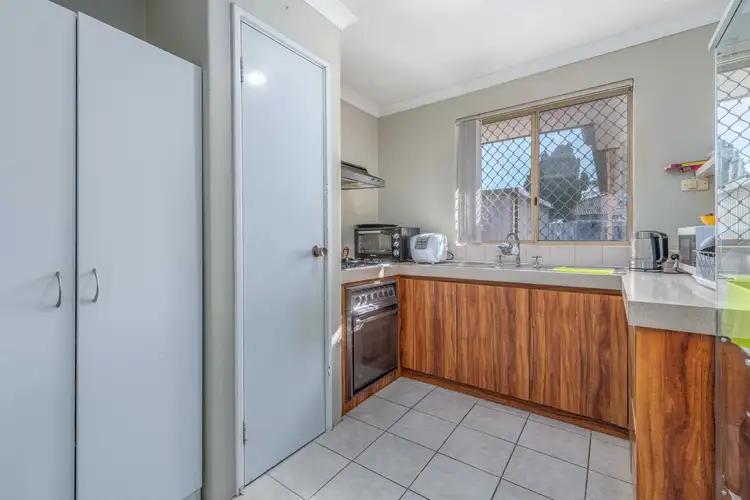Sixth view of Homely house listing, 3 Caliso Court, Warnbro WA 6169