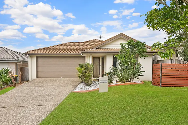4 Kingfisher Street, Dakabin QLD 4503