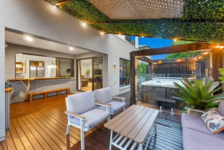6 Els Court, North Lakes QLD 4509