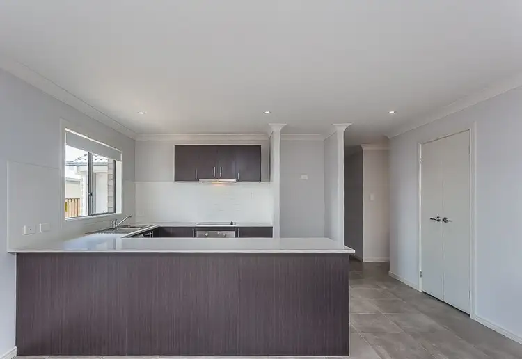 Third view of Homely house listing, 7 Finch Close, Dakabin QLD 4503