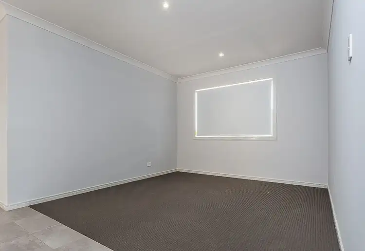 Sixth view of Homely house listing, 7 Finch Close, Dakabin QLD 4503