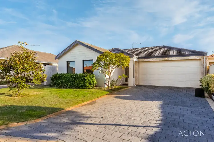 6/14 Binnar Court, Erskine WA 6210