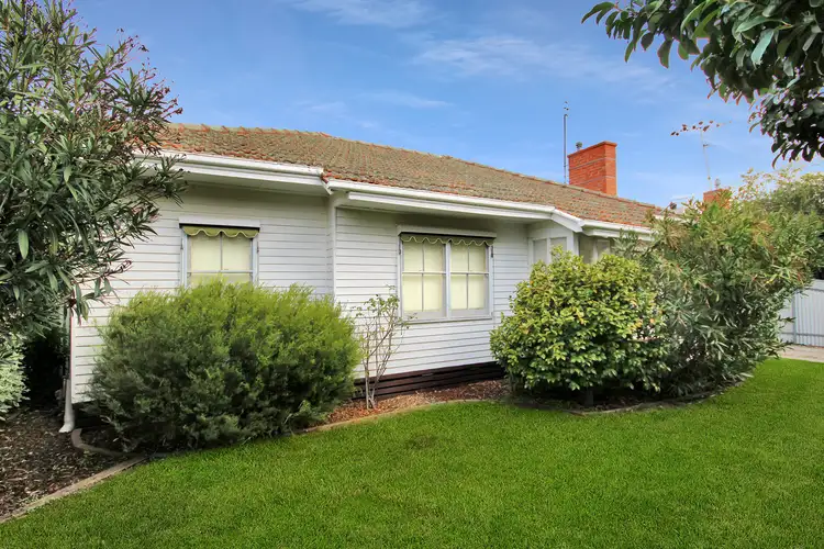 5 Wattle Street, Horsham VIC 3400