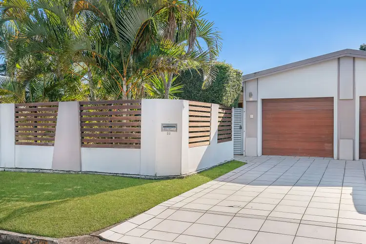 Main view of Homely house listing, 1/23 Drake Avenue, Paradise Point QLD 4216