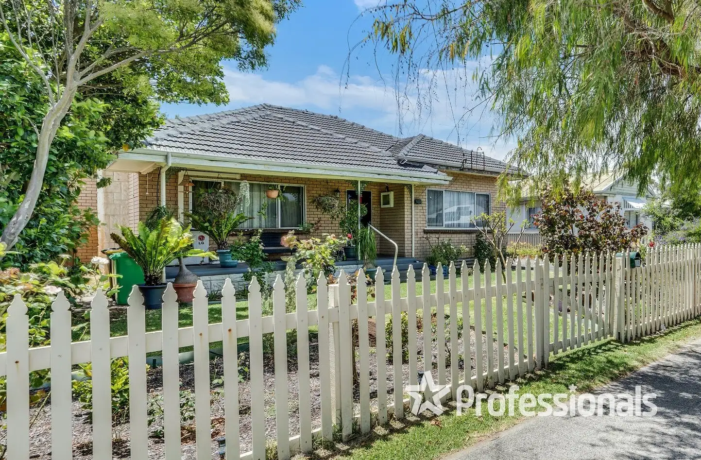 Main view of Homely house listing, 10 Prosser Street, South Bunbury WA 6230