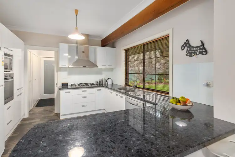 Fifth view of Homely house listing, 2 Scotia Place, Woodend VIC 3442