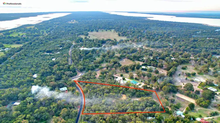 7 Peppermint Drive, Lake Clifton WA 6215