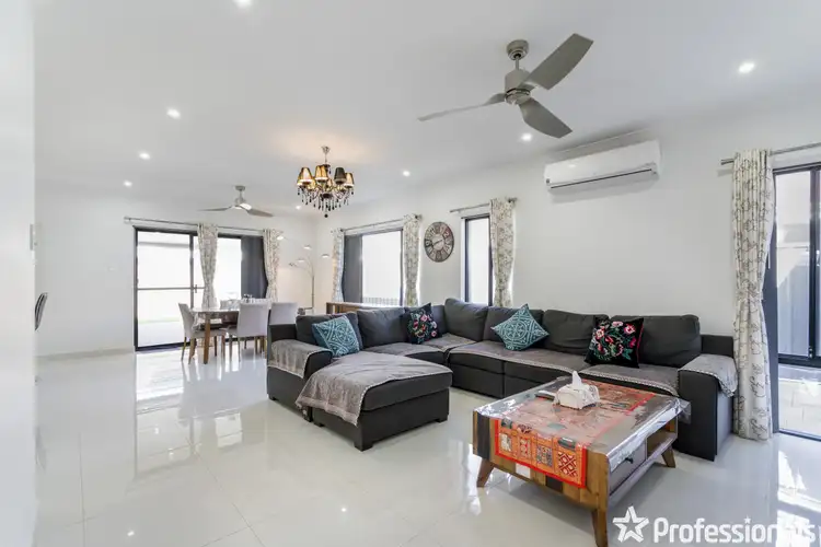 Sixth view of Homely house listing, 2 Willowdale Promenade, Piara Waters WA 6112