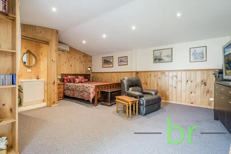 Fifth view of Homely house listing, 13 Oak Court, Lara VIC 3212