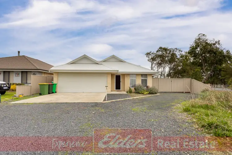 33 West Road, Capel WA 6271