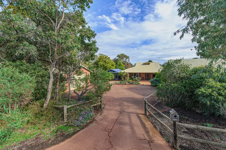 2 Bradshaw Road, Byford WA 6122