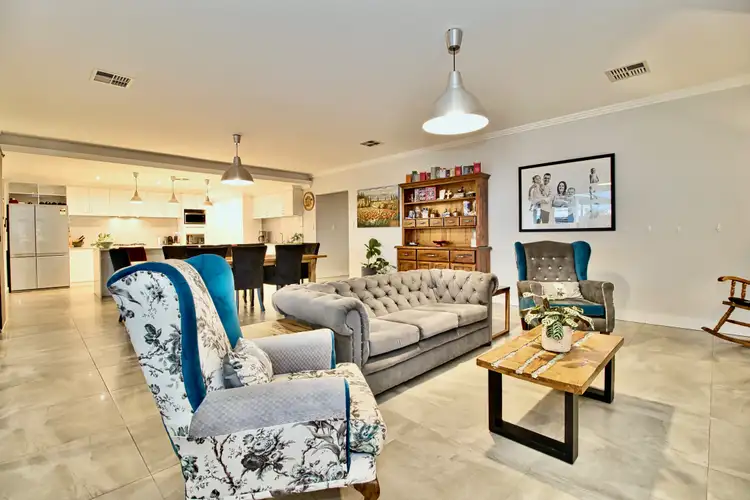 Sixth view of Homely house listing, 1 Danks Vista, Baldivis WA 6171