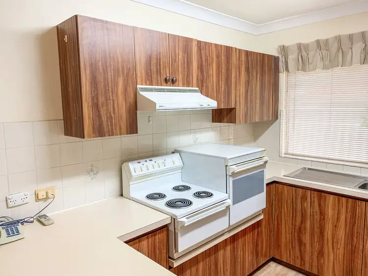 Third view of Homely unit listing, 8/13 Paris Road, Australind WA 6233