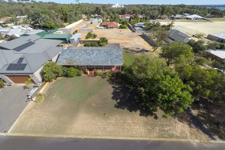 1 Eastwell Road, Australind WA 6233