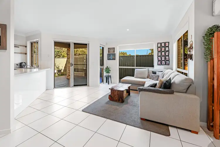 Fifth view of Homely house listing, 2/32 Cranberrie Crescent, Pimpama QLD 4209