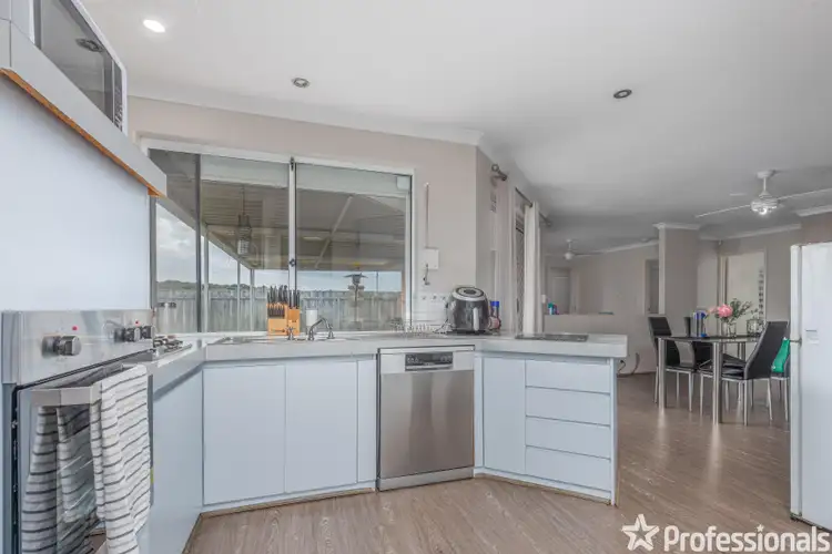 Fifth view of Homely house listing, 15 Orania Mews, Warnbro WA 6169