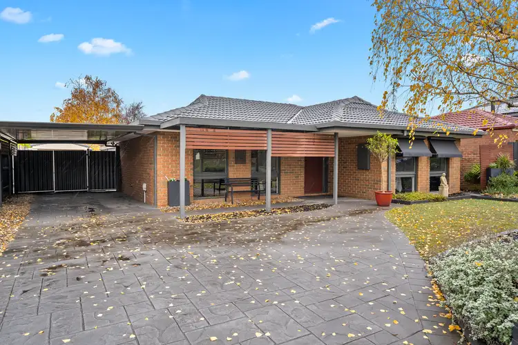 34 Laanecoorie Drive, Lysterfield VIC 3156