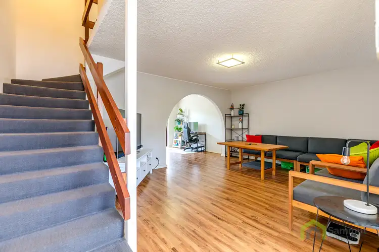 42/32 Camboon Road, Morley WA 6062