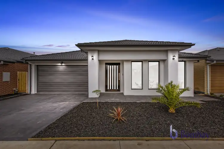 60 Sumar Drive, Mickleham VIC 3064