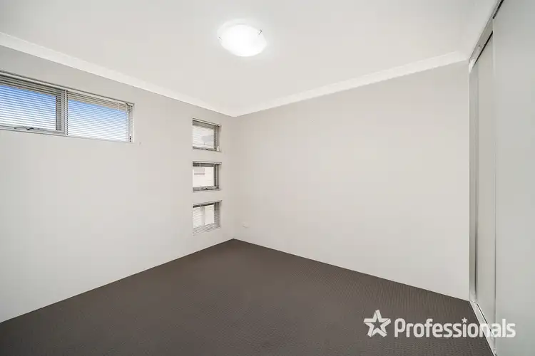 Fifth view of Homely house listing, 17 Tempranillo Rise, Hocking WA 6065