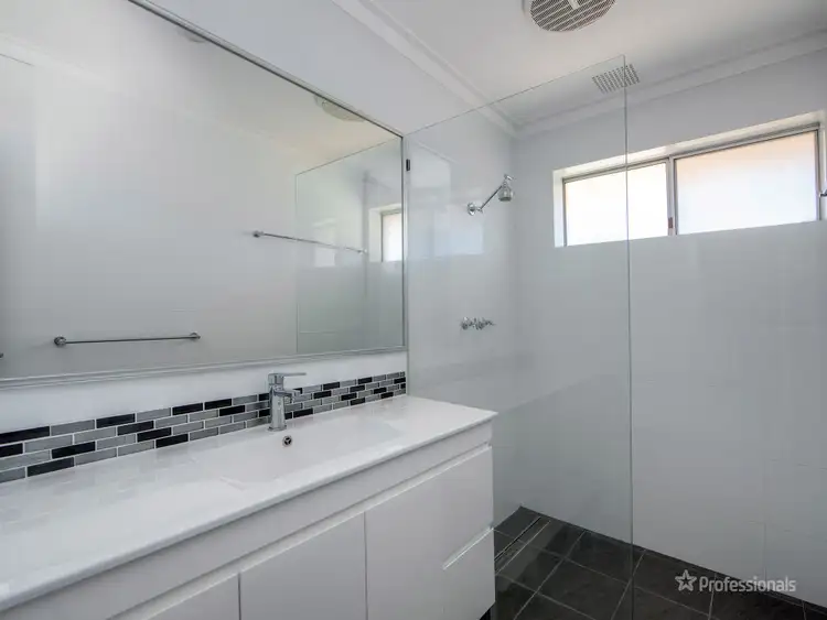 Fifth view of Homely villa listing, 6/8-10 Mayer Close, Noranda WA 6062