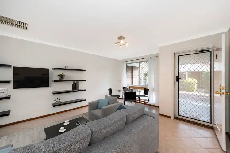 9/104 King William Street, Bayswater WA 6053