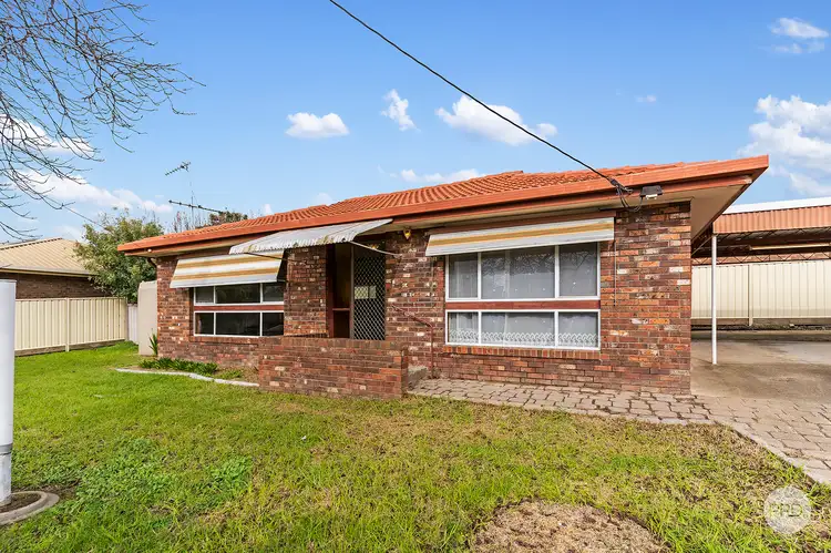 Main view of Homely house listing, 2/13 Graemar Court, Kangaroo Flat VIC 3555