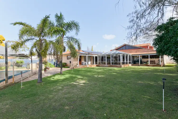 61 Warragoon Crescent, Attadale WA 6156