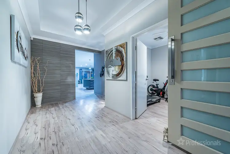 Sixth view of Homely house listing, 4 Topsail Loop, Alkimos WA 6038