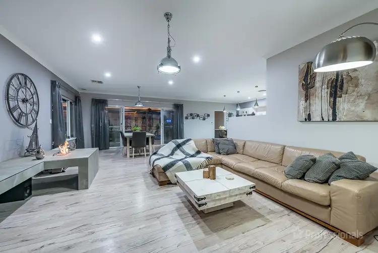 Seventh view of Homely house listing, 4 Topsail Loop, Alkimos WA 6038