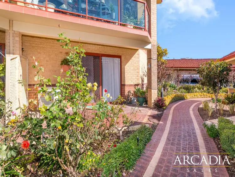 14 / 153 Stock Road, Bicton WA 6157