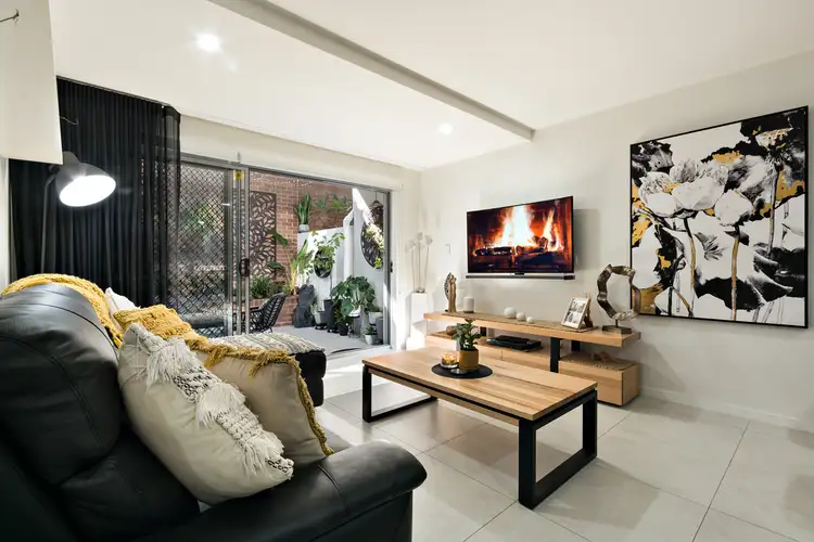 Sixth view of Homely apartment listing, 8/66 Gamelin Crescent, Stafford QLD 4053