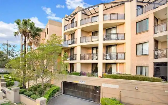 10/9-13 Griffiths Street