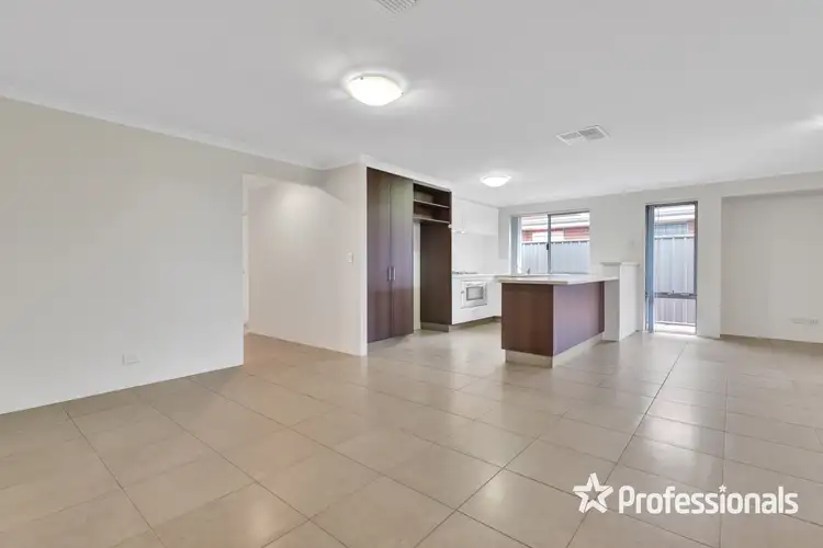 Sixth view of Homely house listing, 2/66 Northwood Loop, Thornlie WA 6108