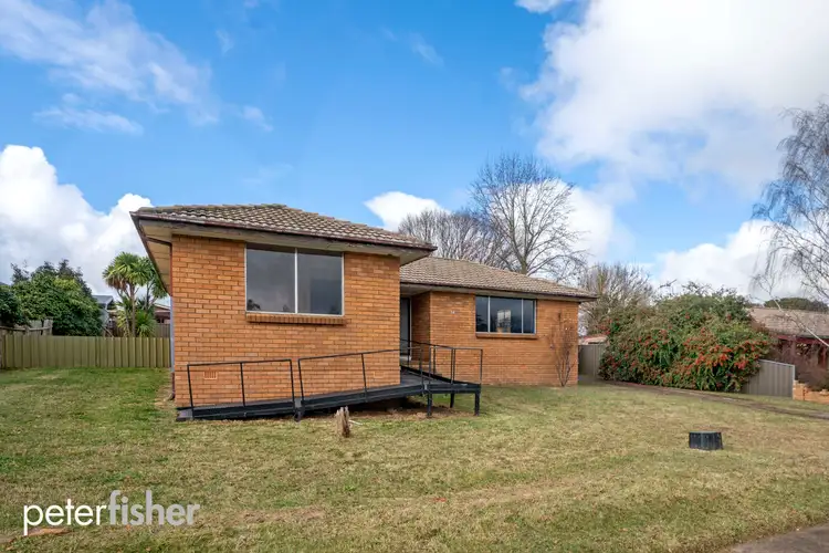 24 Torrens Street, Blayney NSW 2799