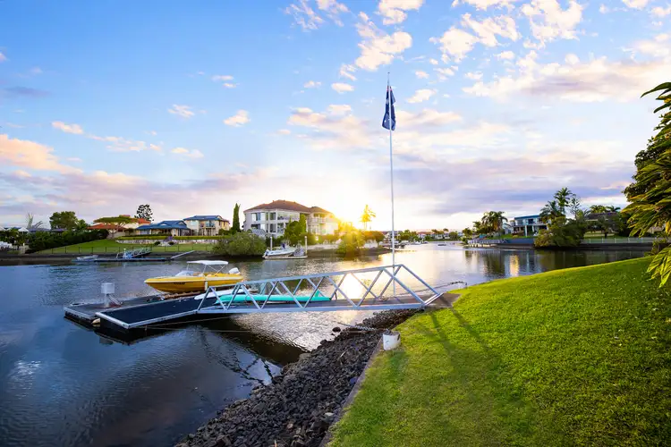 42 Blair Athol Crescent, Sorrento QLD 4217