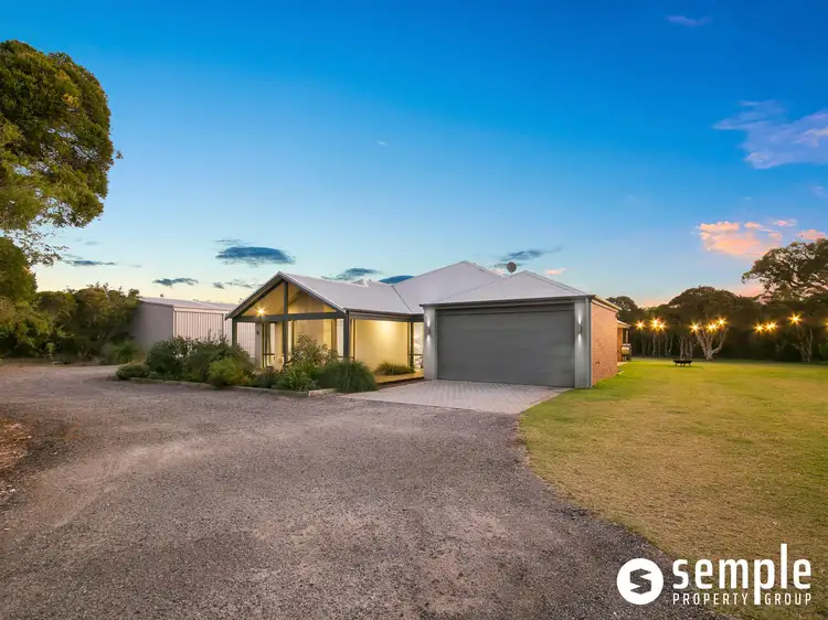 139 Robinson Road, Wandi WA 6167
