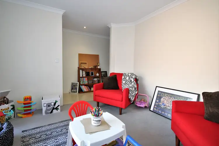 Third view of Homely unit listing, 7/15 Wakefield Crescent, Australind WA 6233