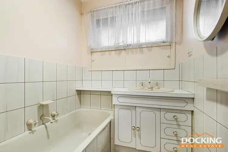 Sixth view of Homely house listing, 9 Snowden Place, Vermont VIC 3133