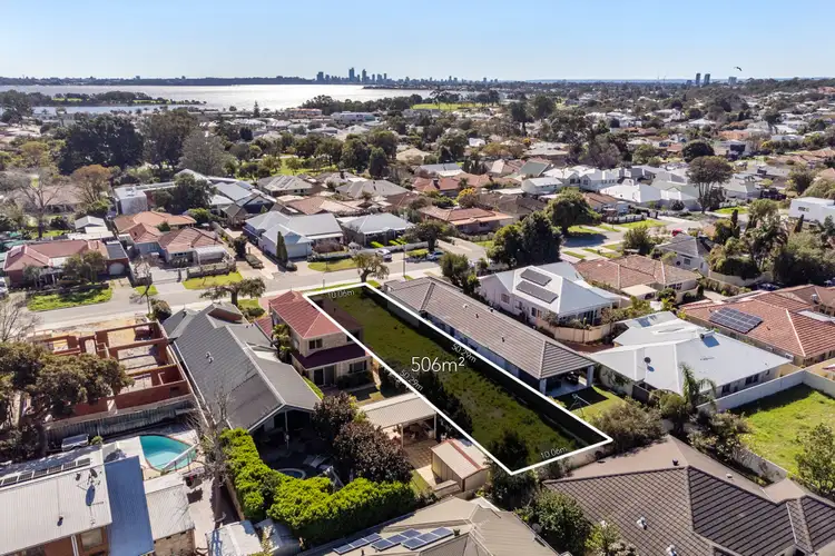 72A Lamond Street, Alfred Cove WA 6154