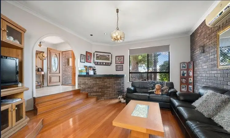 Fifth view of Homely house listing, 2 Cricklewood Way, Carine WA 6020