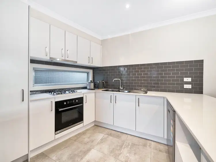 6/74 Hall Road, Carrum Downs VIC 3201
