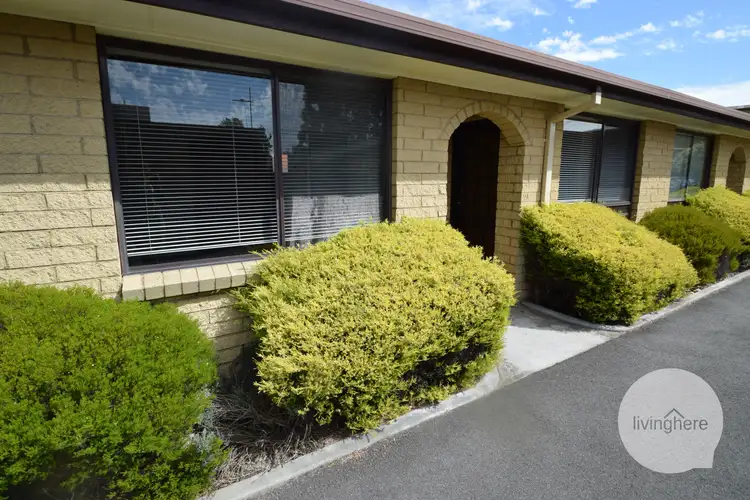 2/9 Barton Street, Mowbray TAS 7248